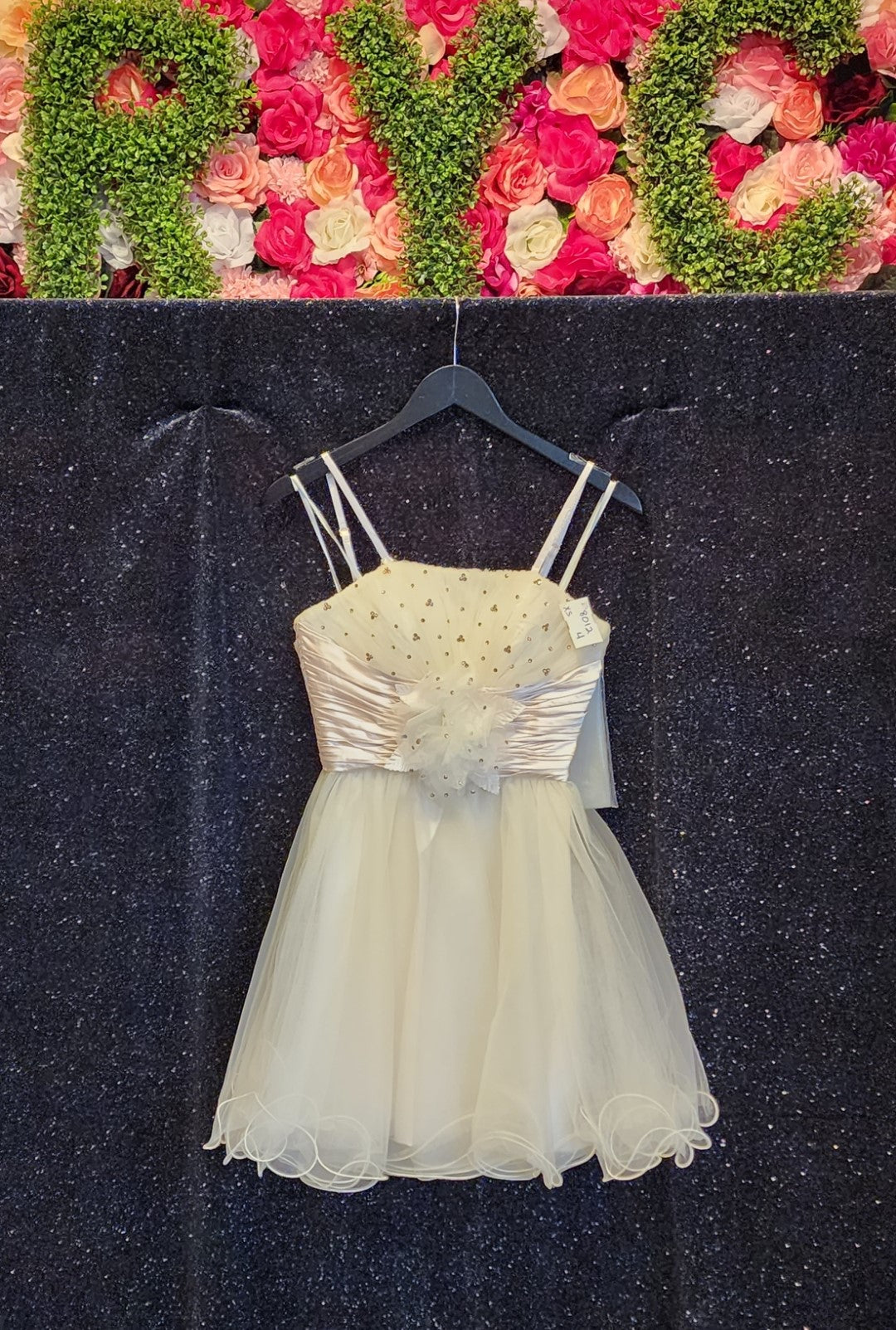 DANCING QUEEN Style 8012 Size 4 Champagne