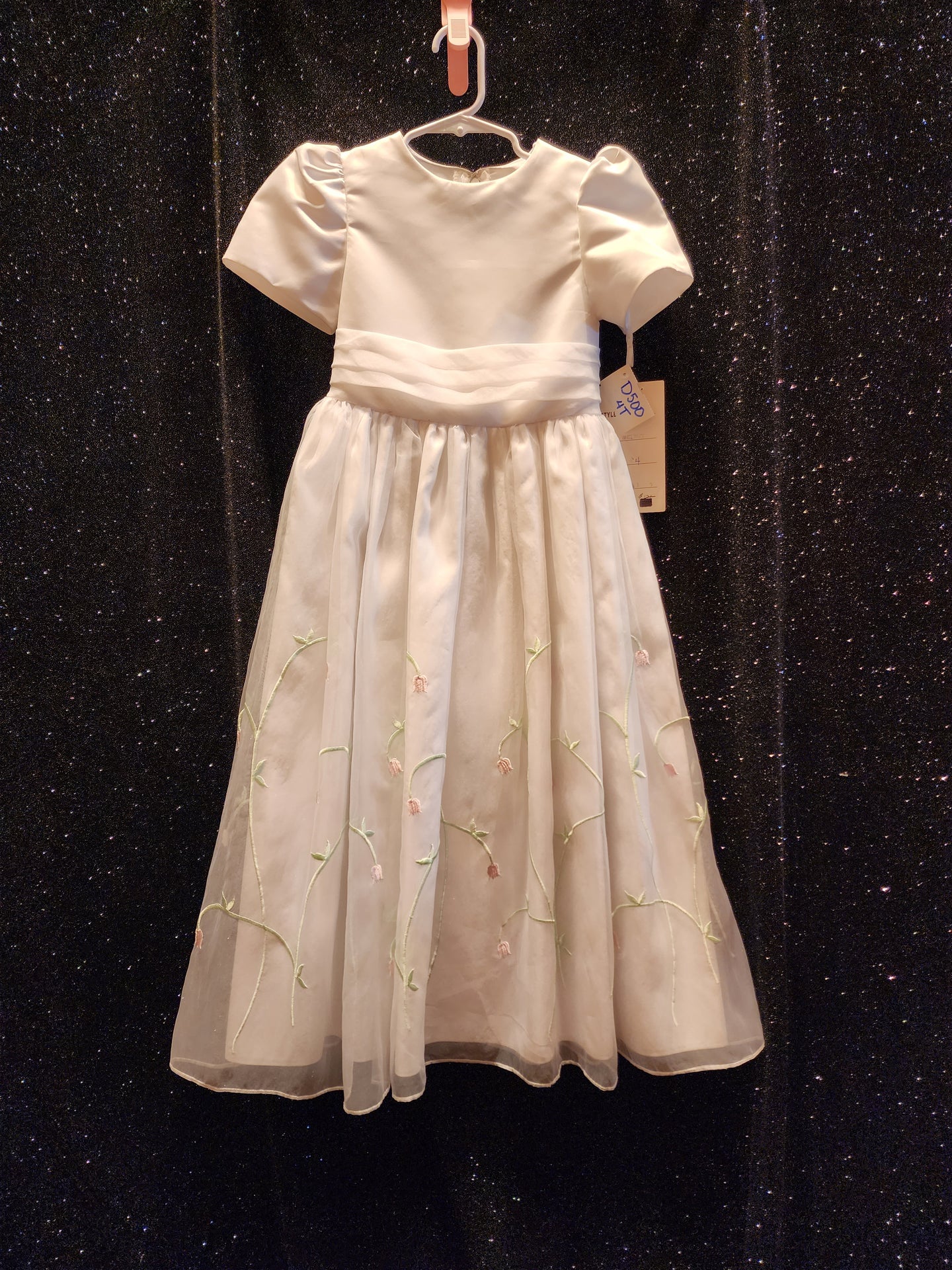 LITTLE MRS. Style D500 Size 4T White Flower