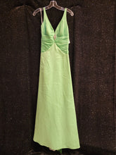 MASQUERADE Style D856 Size 4 Lime