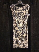 CHAPS Style D920 Size 12 Grey Ivory Print