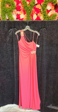 DAVE & JOHNNY Style R194 Size 4 Coral