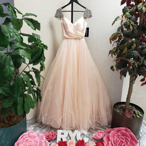 SHERRI HILL Style 50863 Size 0 Blush