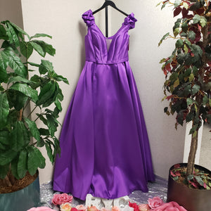 JOVANI Style 88999 Size 14 Purple