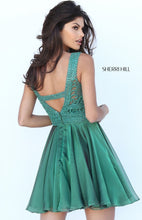 SHERRI HILL Style 50517 Size 8 Jade