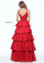 SHERRI HILL Style 50719 Size 6 Red