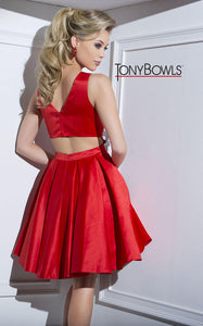 TONY BOWLS Style 216166 Size 2 Red